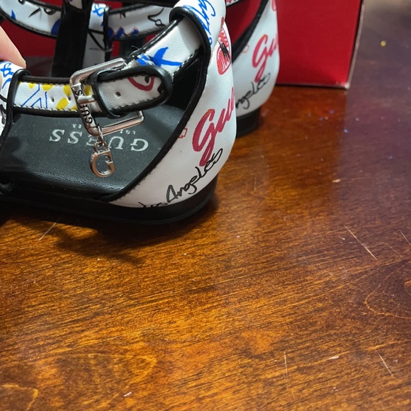 Guess shoes sandal thong white multi Los Angeles - Picture 3 of 6